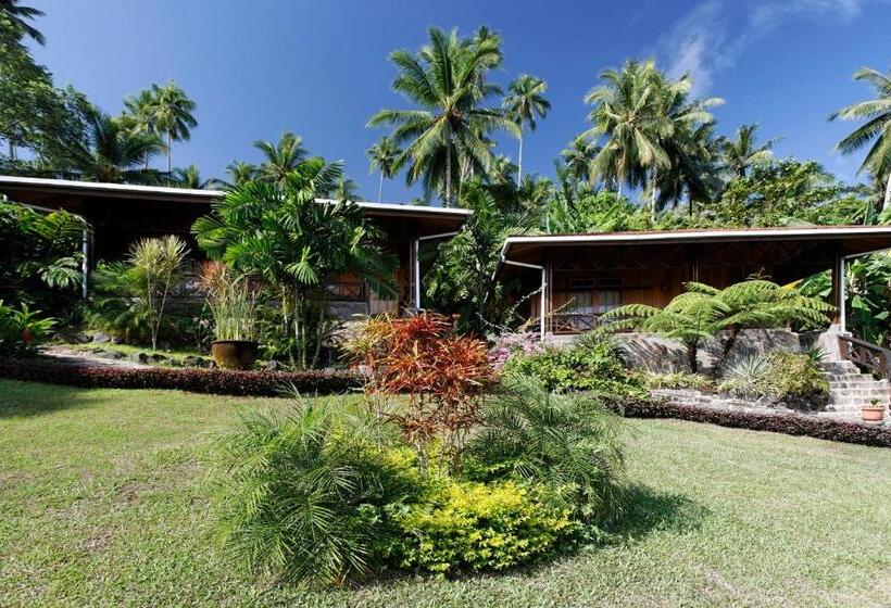 Lumbalumba Resort   Manado