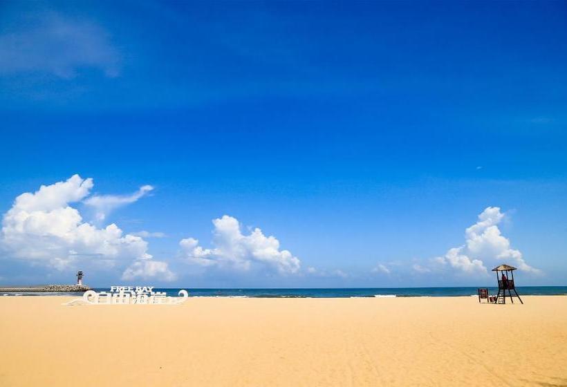 Ocean Holiday
