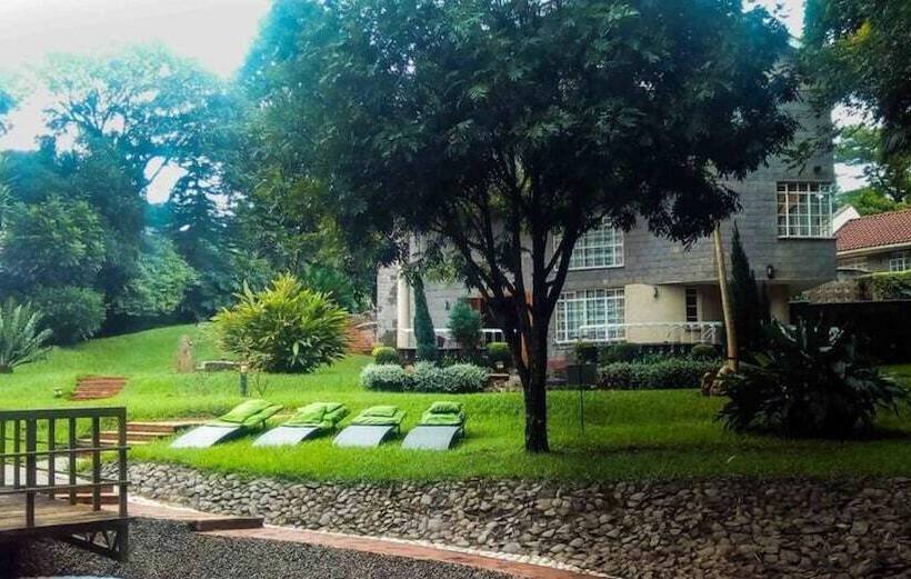 پانسیون Adies Garden Suites