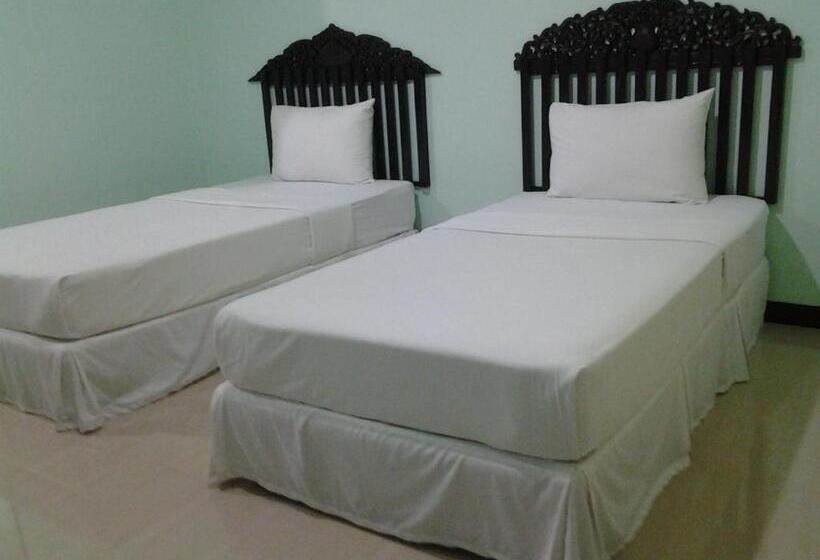 Пансион J Safe Guesthouse