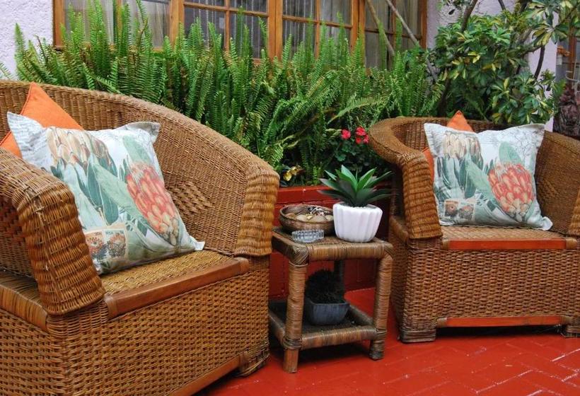 펜션 Ronique's Guest House
