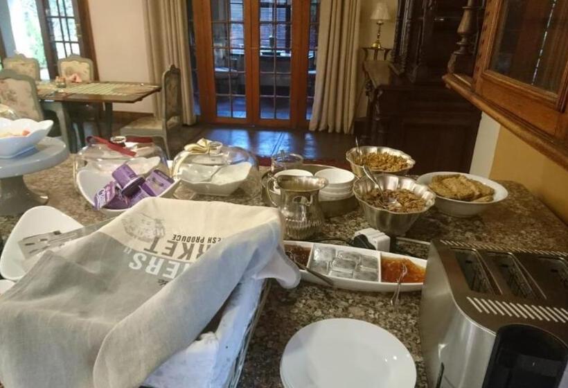 פנסיון Villa Brocant Guest House