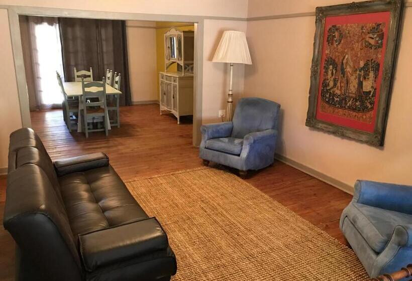 פנסיון Villa Brocant Guest House