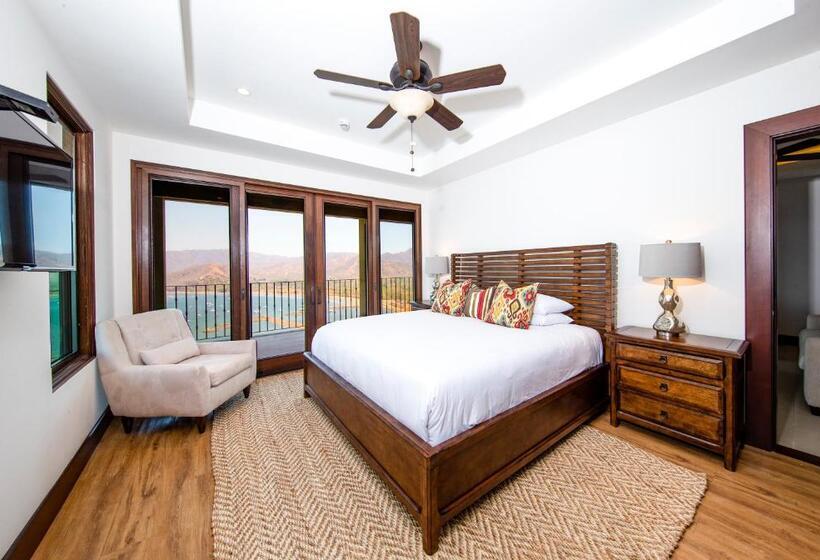 فندق 360 Splendor Del Pacifico Residences