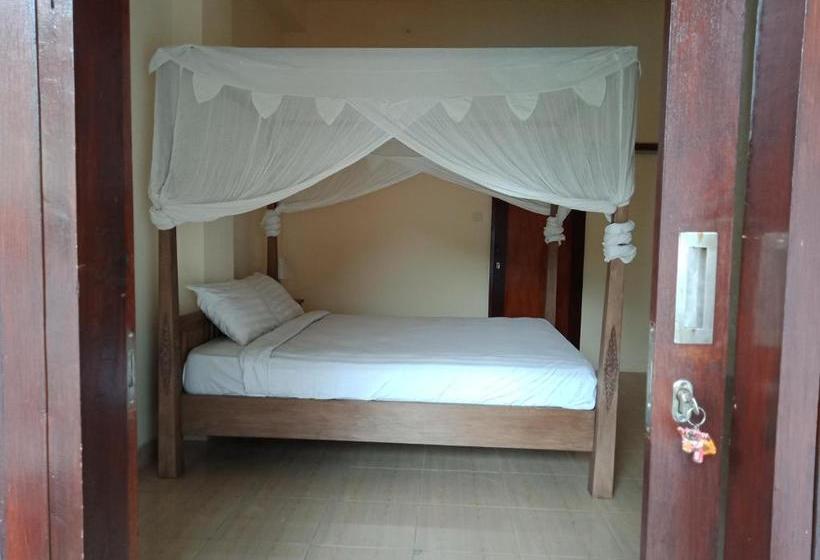 بنسيون Adila Warung And Homestay