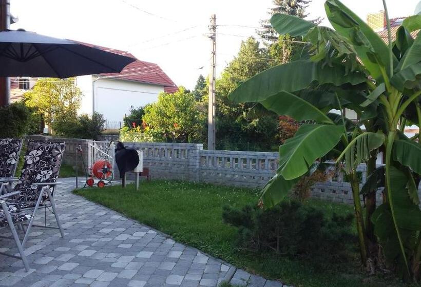 پانسیون Szabó Vendégház