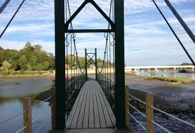 הוסטל Morning Glory Inn