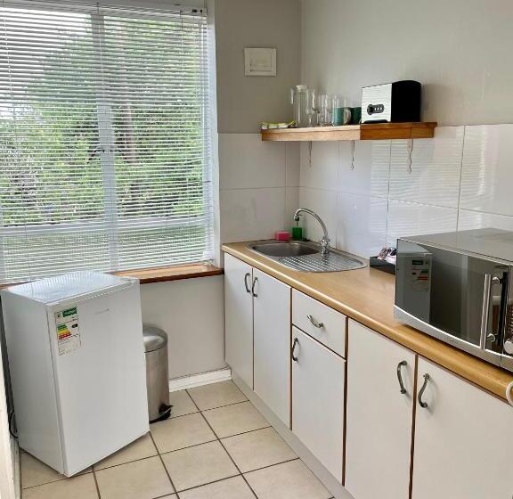 پانسیون Aberdour Guesthouse