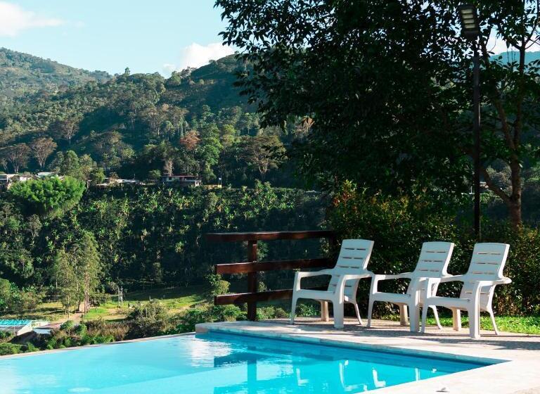 پانسیون Campestre El Triunfo