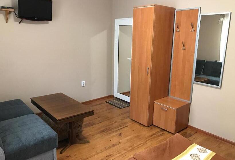 پانسیون Guesthouse Elena