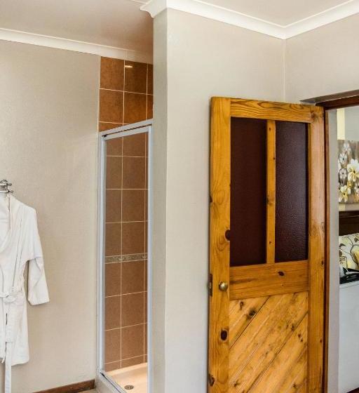 بنسيون Van Dykshuis Guest House