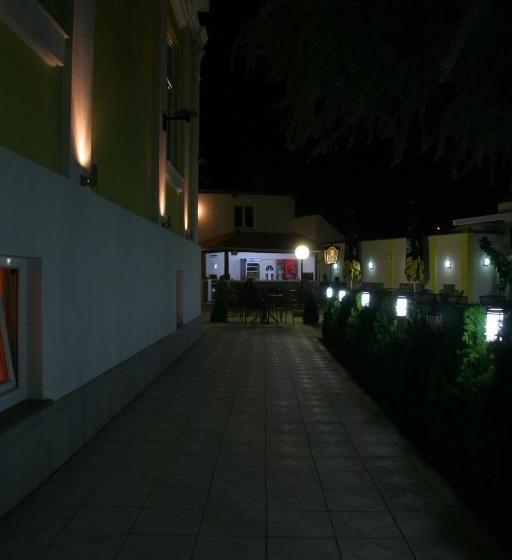 هاستل Konak Požarevac