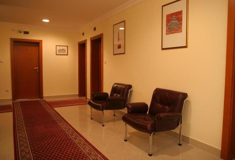 هاستل Konak Požarevac