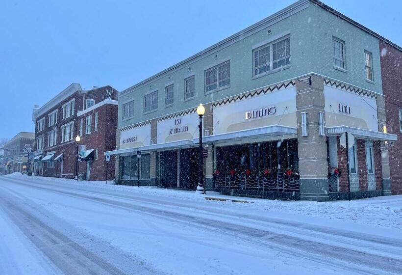 旅馆 Culpeper Center Suites