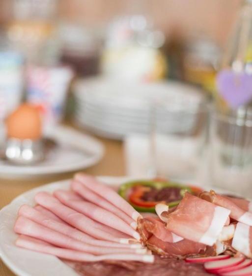 ユースホステル Gasthaus Zur Waldschenke