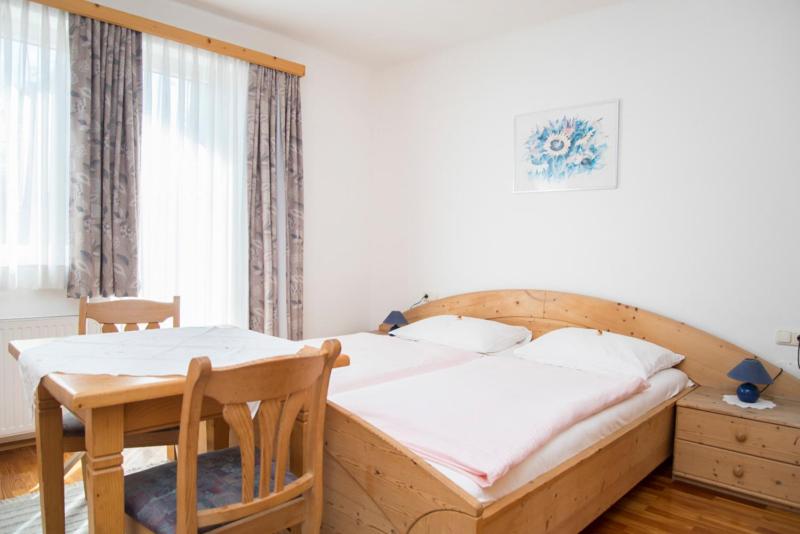 ユースホステル Gasthaus Zur Waldschenke