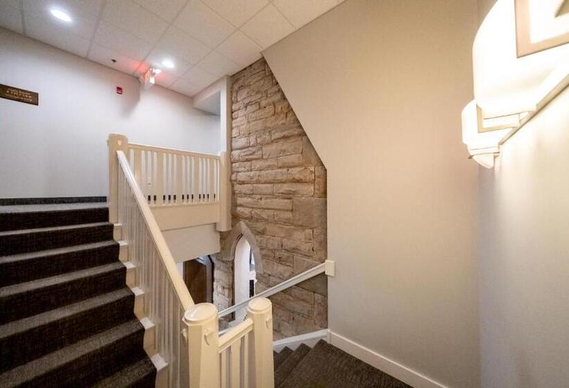 호스텔 The Inn At Shattuck   St. Mary S