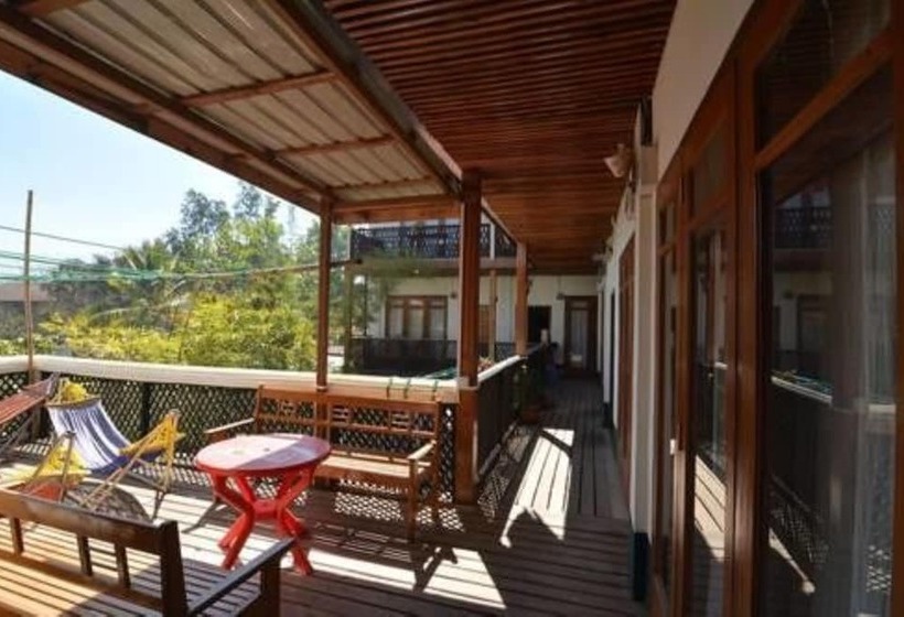 هاستل Three Seasons Inn & Spa