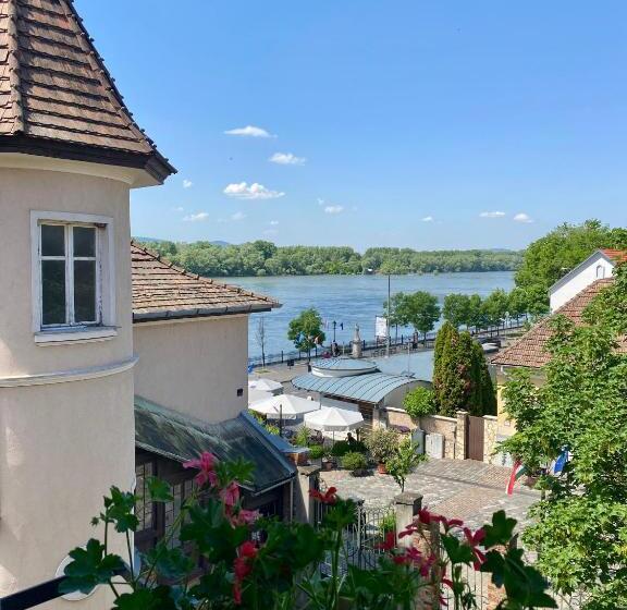پانسیون Bellevue Vendégház 2