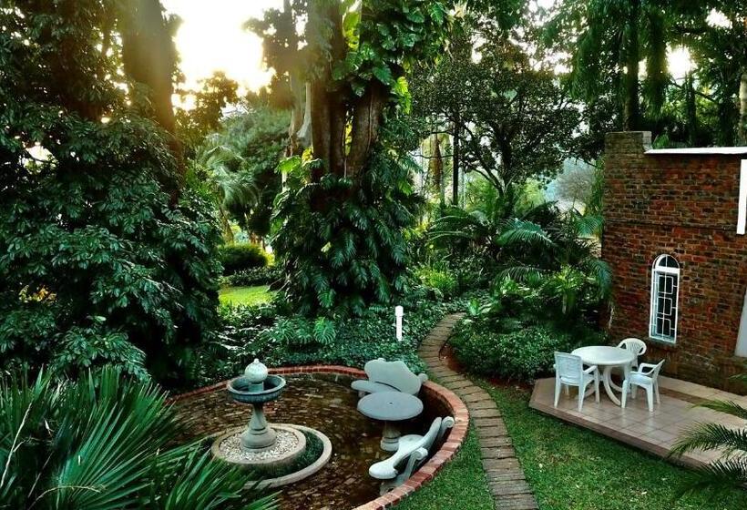 פנסיון Pecan Farm Guesthouse