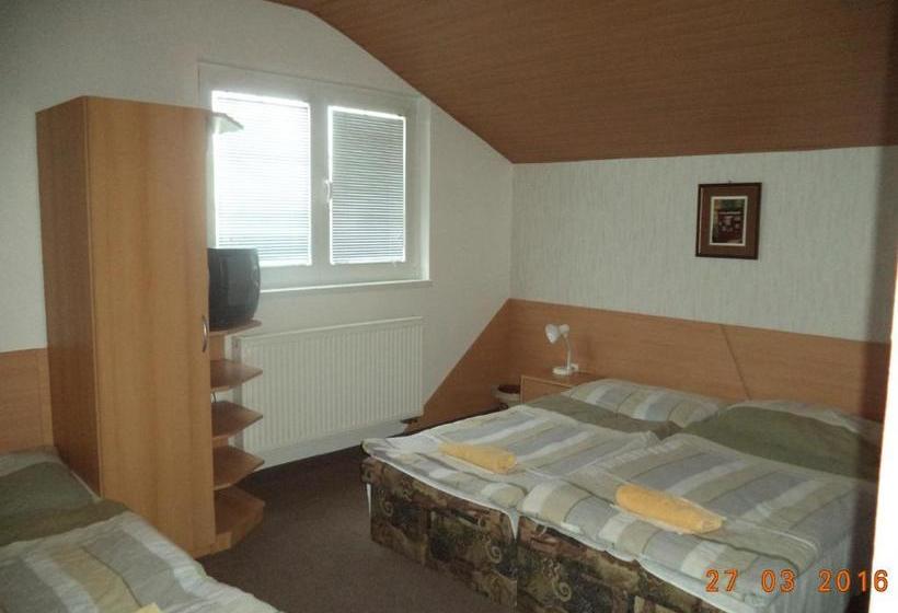 Pension Hostad