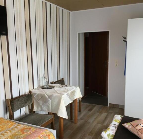 旅馆 Gasthaus Zum Stadtwald