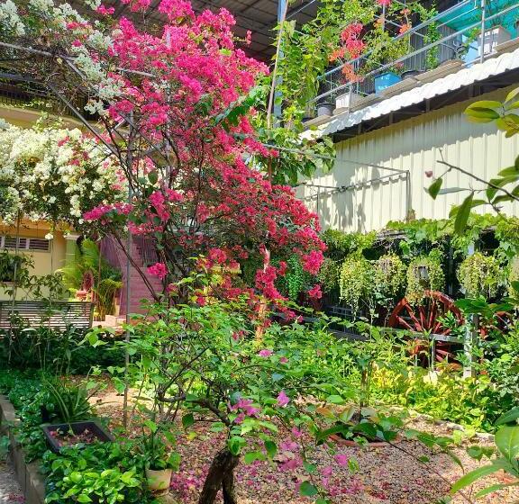 הוסטל Phalla Riverside