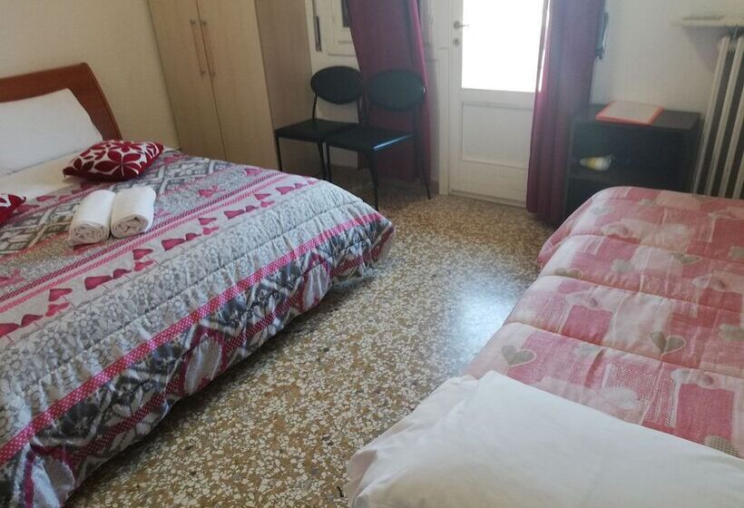 هتل Venice Park House