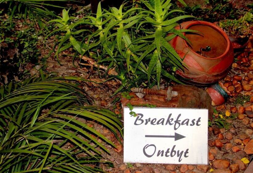 پانسیون Lost Trail Bed And Breakfast