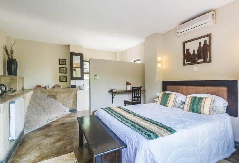 پانسیون Lost Trail Bed And Breakfast
