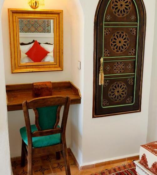 پانسیون Riad Cherifa