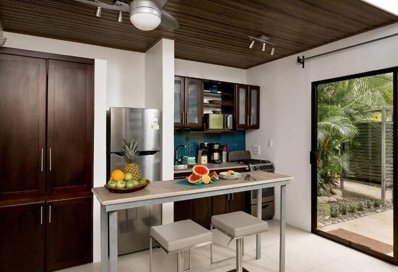 Tico Tico Villas   Adult Only