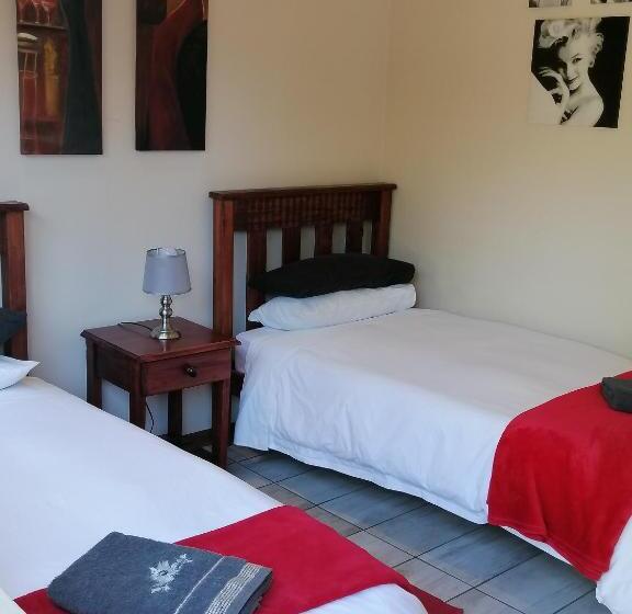 פנסיון Aviento Guesthouse