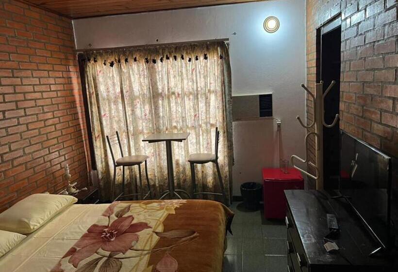 بنسيون Casona Rural Km 1469