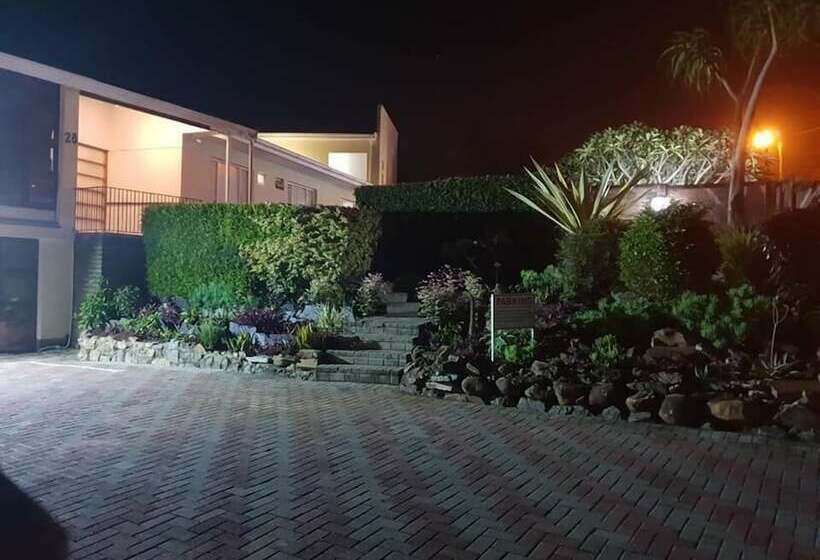 پانسیون Blessed Corner Guest House