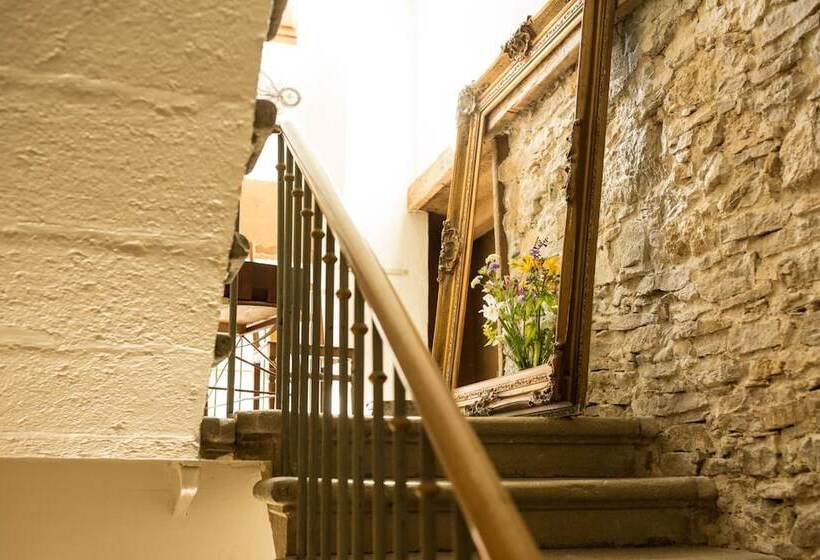 پانسیون Boutique Hotel Guesthouse Le Locle