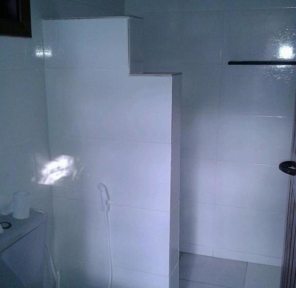 پانسیون Hóspedes Da Terra Pousada & Chalés