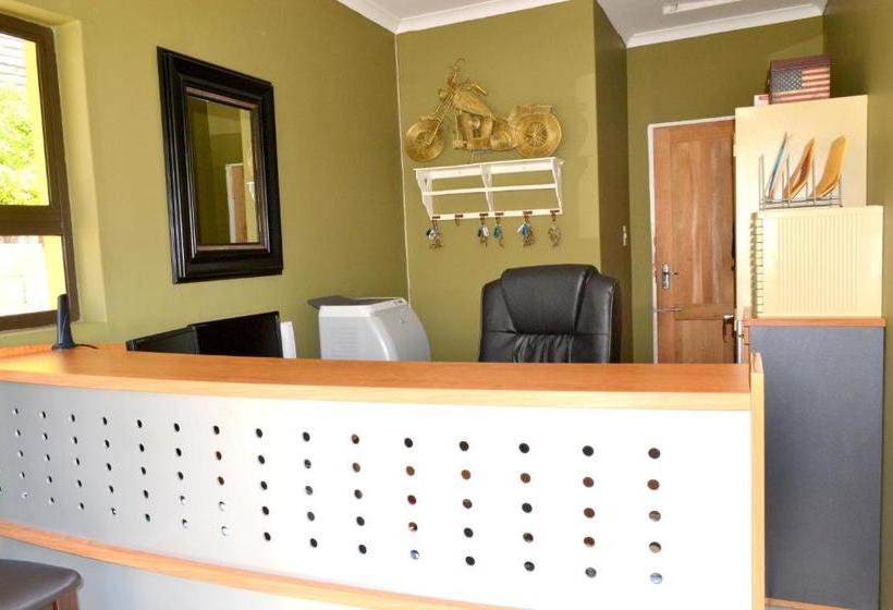 پانسیون Jakobs Guesthouse & Cottage