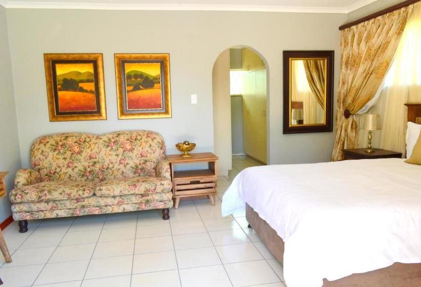 پانسیون Jakobs Guesthouse & Cottage