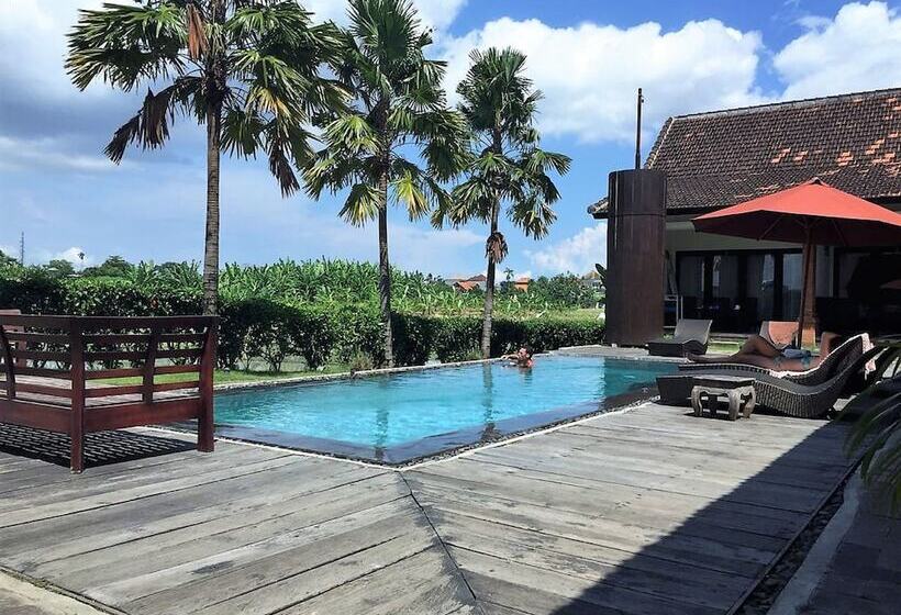 ペンション Kampung Canggu