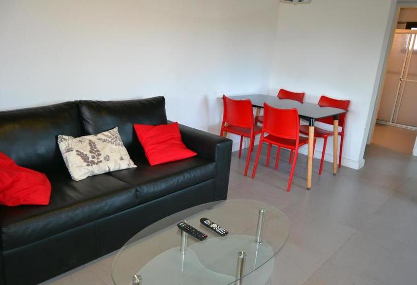 پانسیون Las Candelas