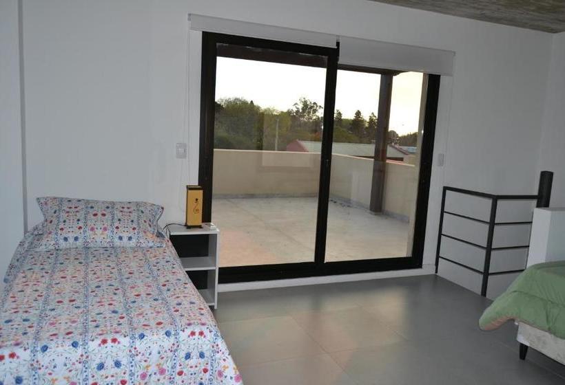 پانسیون Las Candelas