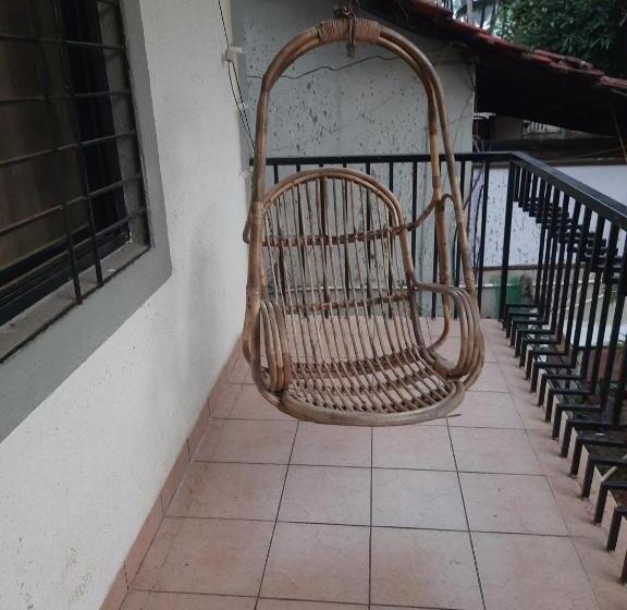 بنسيون Raikar Guest House