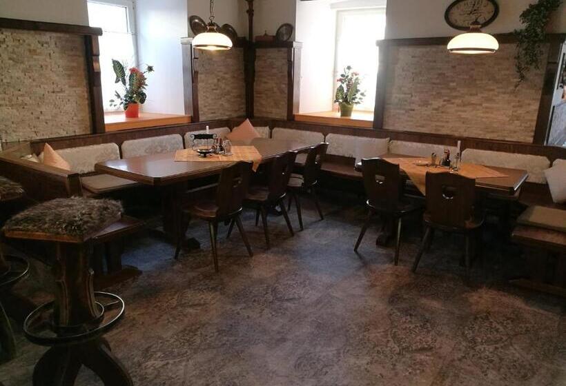 فندق صغير Frühstückspension Gasthof Gesslbauer