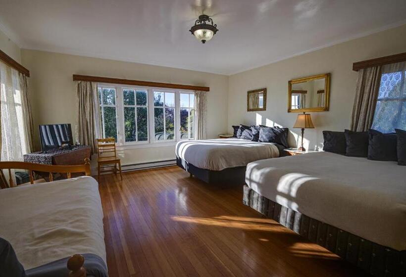 فندق صغير The Captains Quarters