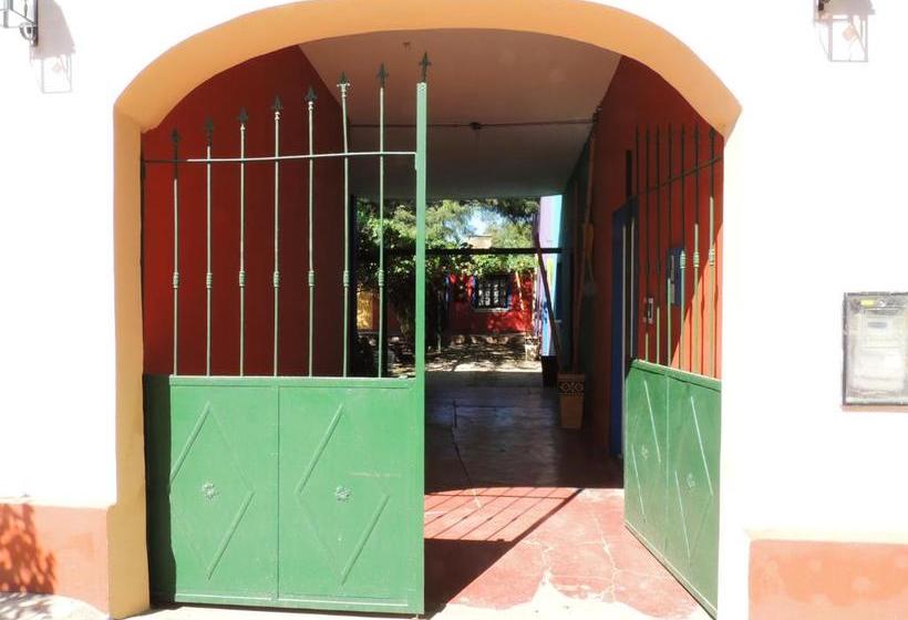 Apart Cabañas De La Plaza
