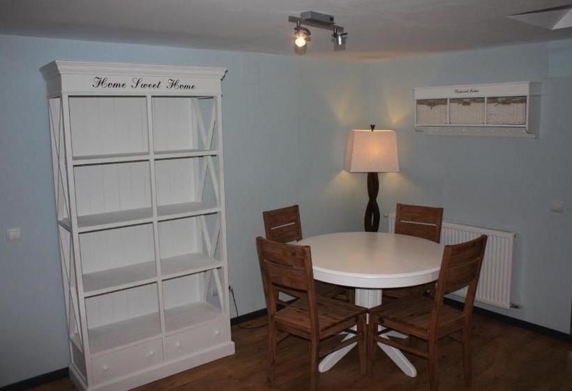 بنسيون Castelul Stirbey