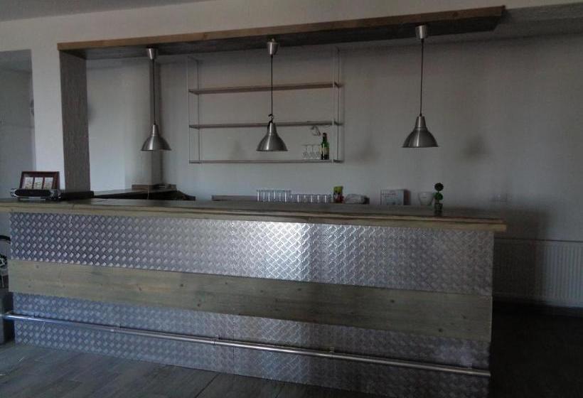 פנסיון Cloudbase Guesthouse