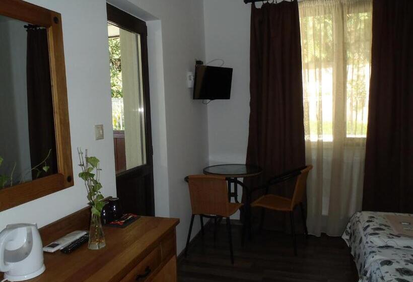 פנסיון Cloudbase Guesthouse
