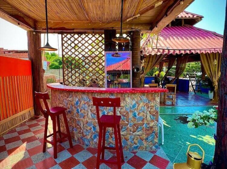 پانسیون Hostal Solsticio Guajiro